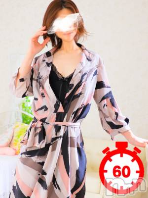 かやの・神尻癒し系(41) 身長153cm、スリーサイズB86(D).W58.H85。新潟人妻デリヘル 人妻不倫処　桃屋　新潟店在籍。