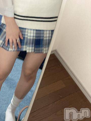 長岡デリヘル純・無垢(ジュンムク) あゆみ☆美巨乳Gカップ(20)の11月29日写メブログ「制服💗」