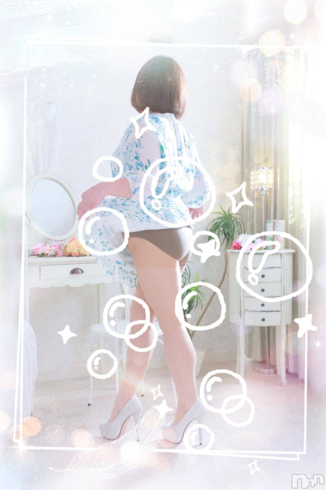 新潟人妻デリヘル熟女の風俗 最終章(ジュクジョノフウゾクサイシュウショウ)あん(47)の2024年10月29日写メブログ「【お礼写メ日記】みわ3838様💕💕」
