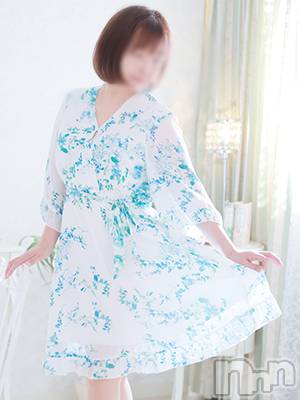 あん(47) 身長156cm、スリーサイズB98(E).W60.H93。新潟デリヘル 熟女の風俗 最終章在籍。