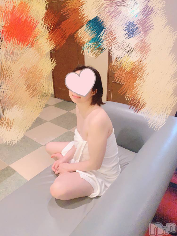 長岡人妻デリヘル長岡人妻市(ナガオカヒトヅマイチ) すずの★濡れすぎ注意★(38)の5月30日写メブログ「腕いっぱいのかすみ草」
