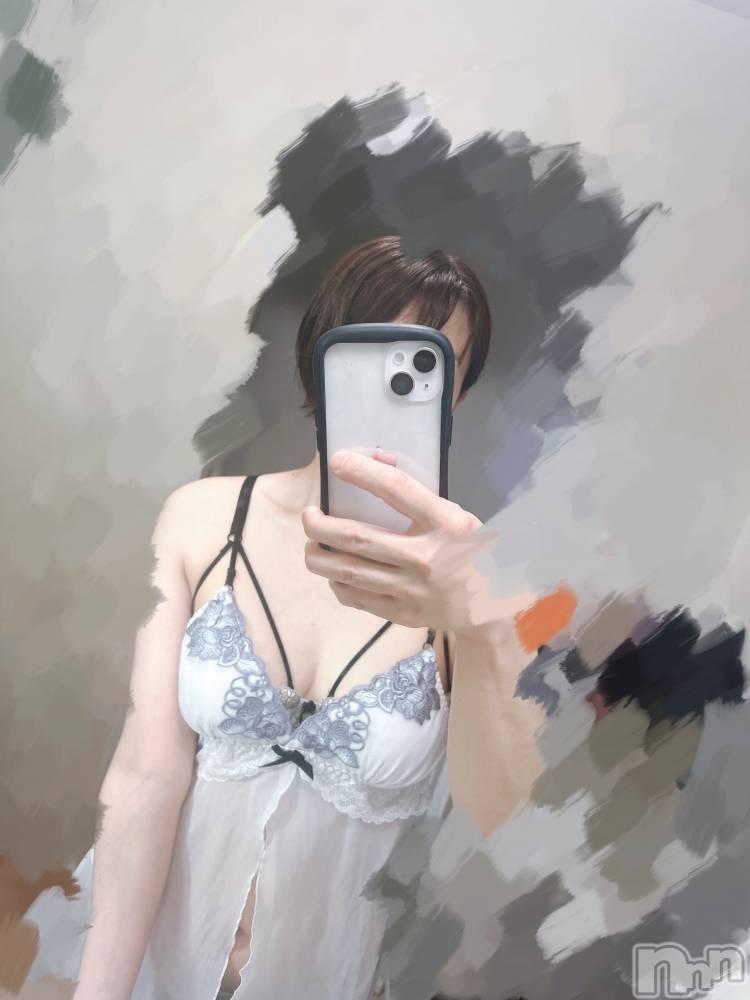 長岡人妻デリヘル長岡人妻市(ナガオカヒトヅマイチ) すずの★濡れすぎ注意★(38)の7月6日写メブログ「今日はどっち？」