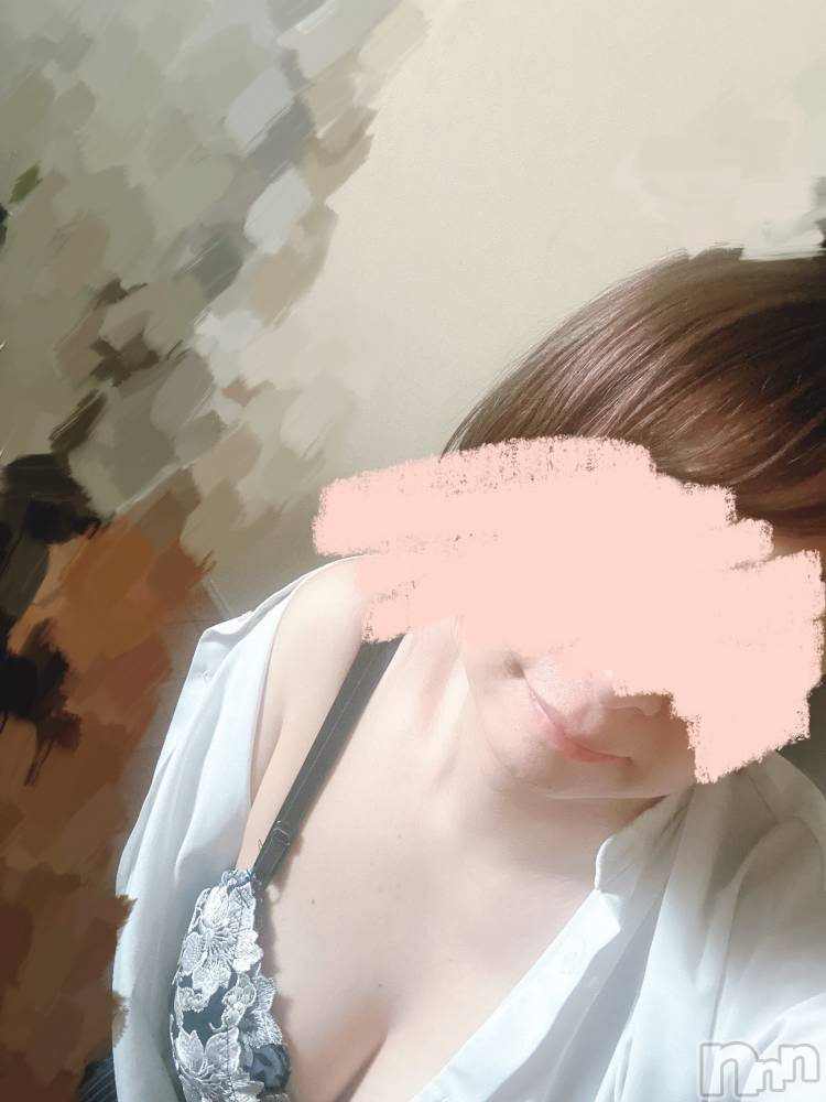 長岡人妻デリヘル長岡人妻市(ナガオカヒトヅマイチ) すずの★濡れすぎ注意★(38)の7月8日写メブログ「雨ひとやすみ」