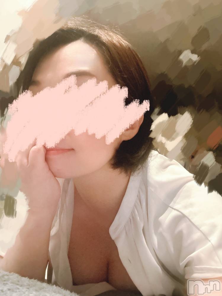 長岡人妻デリヘル長岡人妻市(ナガオカヒトヅマイチ) すずの★濡れすぎ注意★(38)の8月4日写メブログ「思いがけず」