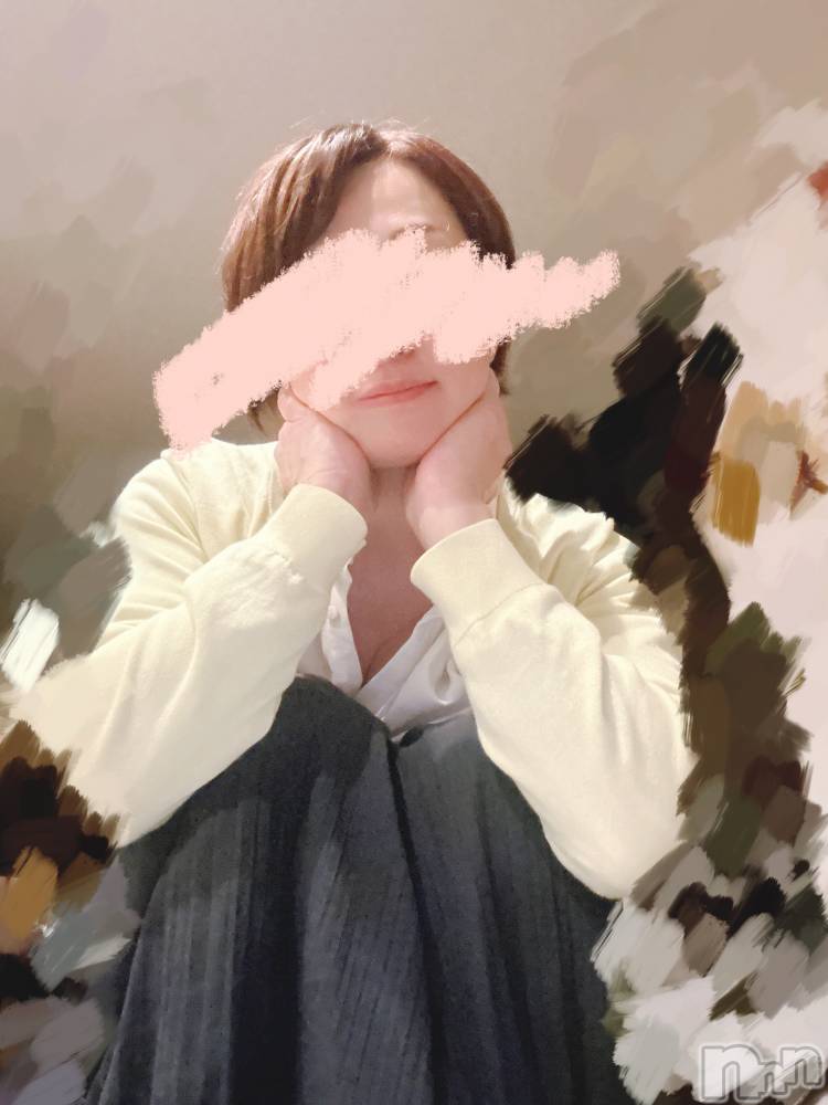長岡人妻デリヘル長岡人妻市(ナガオカヒトヅマイチ) すずの★濡れすぎ注意★(38)の10月9日写メブログ「こんばんは🌙*ﾟ」