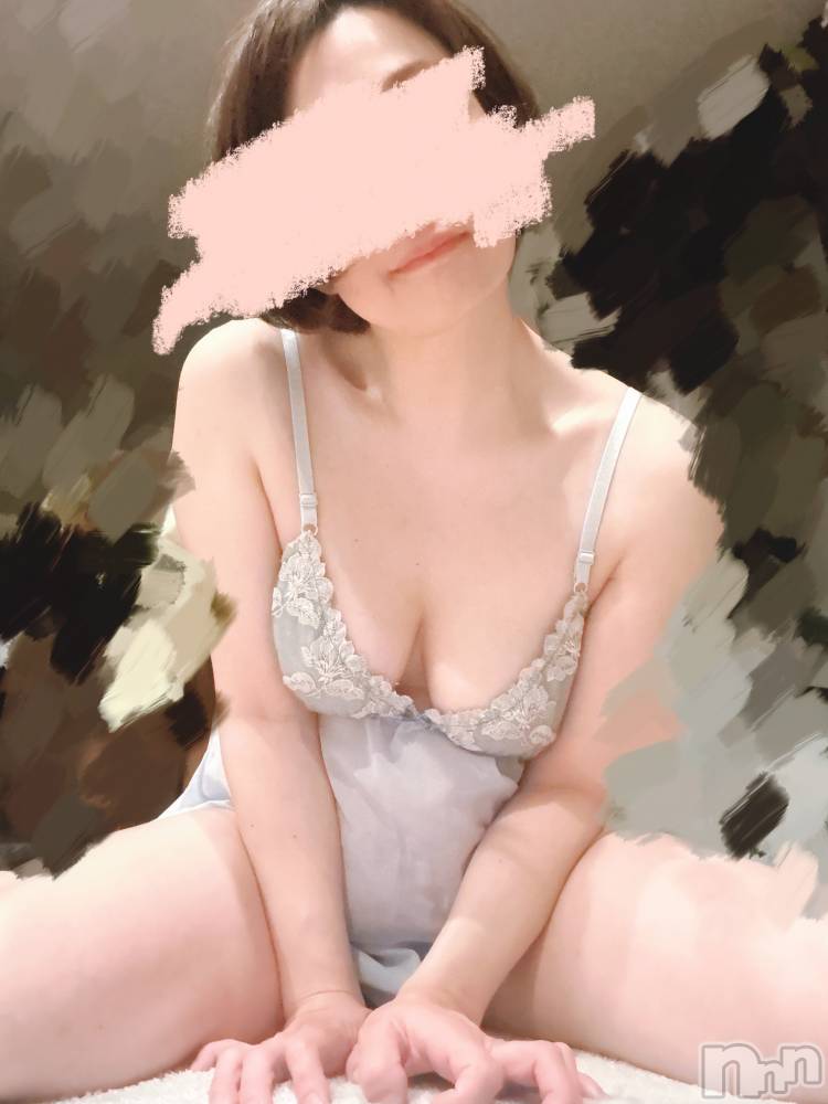 長岡人妻デリヘル長岡人妻市(ナガオカヒトヅマイチ) すずの★濡れすぎ注意★(38)の10月19日写メブログ「おはようございます🌞🌱」