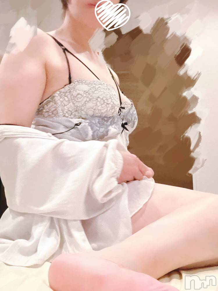 長岡人妻デリヘル長岡人妻市(ナガオカヒトヅマイチ) すずの★濡れすぎ注意★(38)の10月29日写メブログ「おはようございます🎃͙」