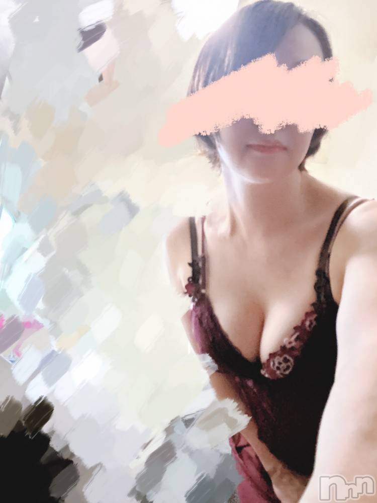 長岡人妻デリヘル長岡人妻市(ナガオカヒトヅマイチ) すずの★濡れすぎ注意★(38)の11月10日写メブログ「こんにちはー」