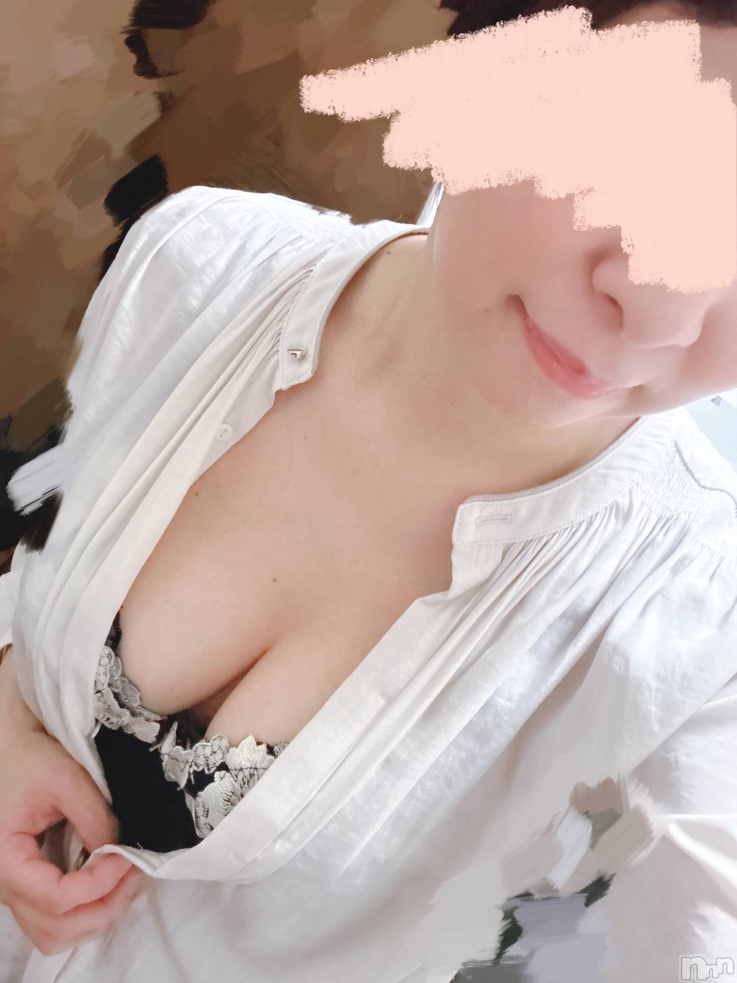 長岡デリヘル長岡人妻市(ナガオカヒトヅマイチ)すずの★濡れすぎ注意★(38)の2024年10月18日写メブログ「今日も秋晴れ🍁」