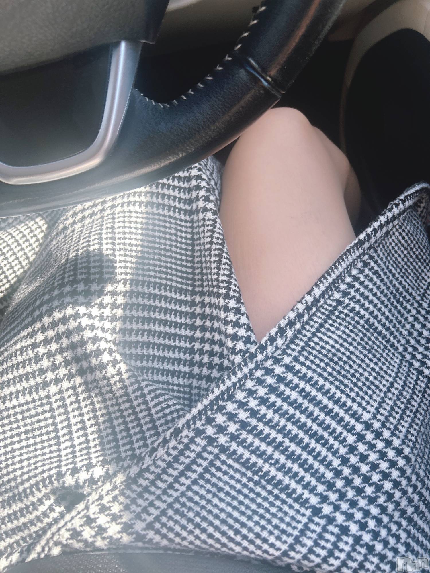 長岡デリヘル長岡人妻市(ナガオカヒトヅマイチ)すずの★濡れすぎ注意★(38)の2024年10月29日写メブログ「しゅっぱつー」