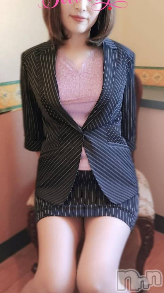 新潟デリヘル新潟人妻デリバリーヘルス 下心 ～したごころ～(シタゴコロ) 二宮(にのみや)奥様(46)の2月2日写メブログ「雪の朝に、少しだけ🌹」