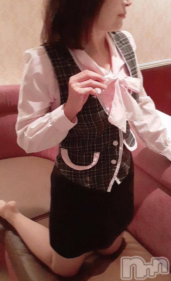 新潟デリヘル新潟人妻デリバリーヘルス 下心 ～したごころ～(シタゴコロ)二宮(にのみや)奥様(45)の2025年12月17日写メブログ「昼休みの秘密💦見られたら困ります💋」