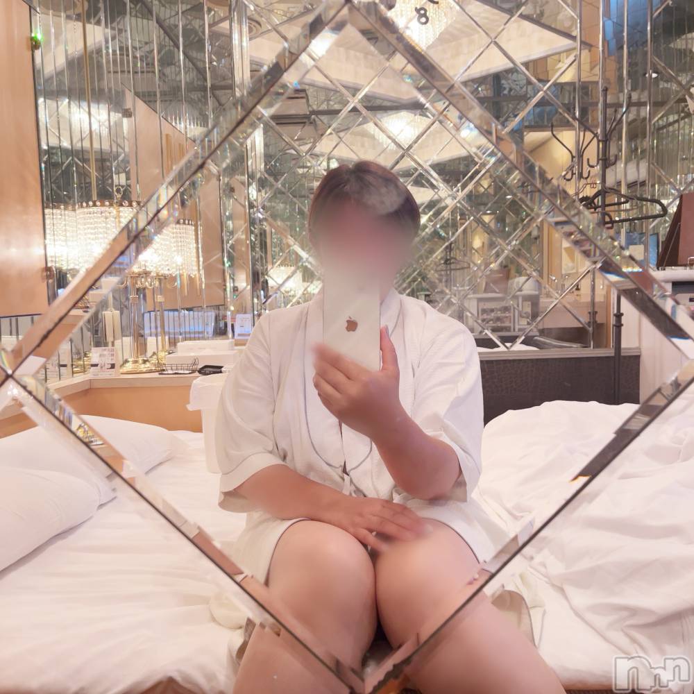 上越デリヘルらぶ妻　～新潟の人妻が集う店～(ラブツマ) 藤井ゆりな★淫乱＆美乳♪(39)の10月23日写メブログ「いきなりだけど😅」