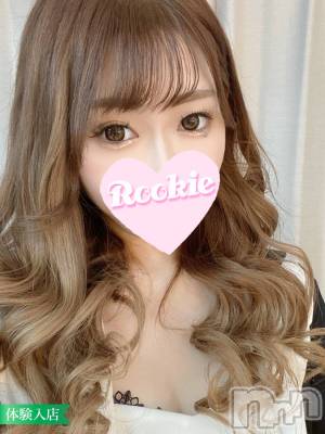 りの☆細身巨乳のお色気美女(24) 身長168cm、スリーサイズB87(E).W57.H86。長岡デリヘル ROOKIE(ルーキー)在籍。