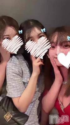 ॹã👯‍️💗