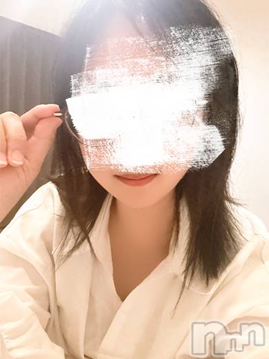 新潟人妻デリヘル(ヒトヅマフリンドコロモモヤ)の2025年7月13日お店速報「明日入店【さおりさん・25才】キャンペーン料金60分⇒13,200円～」
