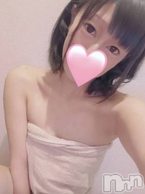 れい☆ささやく淫語で頭真っ白(23) 身長163cm、スリーサイズB85(C).W59.H85。上越デリヘル わちゃわちゃ(ワチャワチャ)在籍。