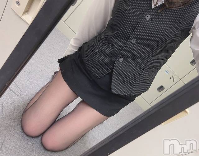 新潟人妻デリヘル(イヤシノモリ)の2023年3月16日お店速報「清楚で可愛らしい人気奥様浅井さん出勤します♪」