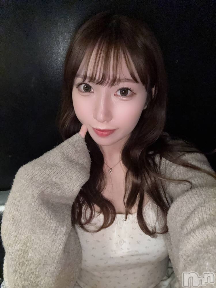 ����������ʥå��������륺�С�Girls Bar Philia(�����륺�С��ե��ꥢ) ���Τ�9��30���̥�֥�����🌏✨��