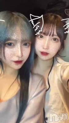 襤