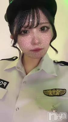 ⡪