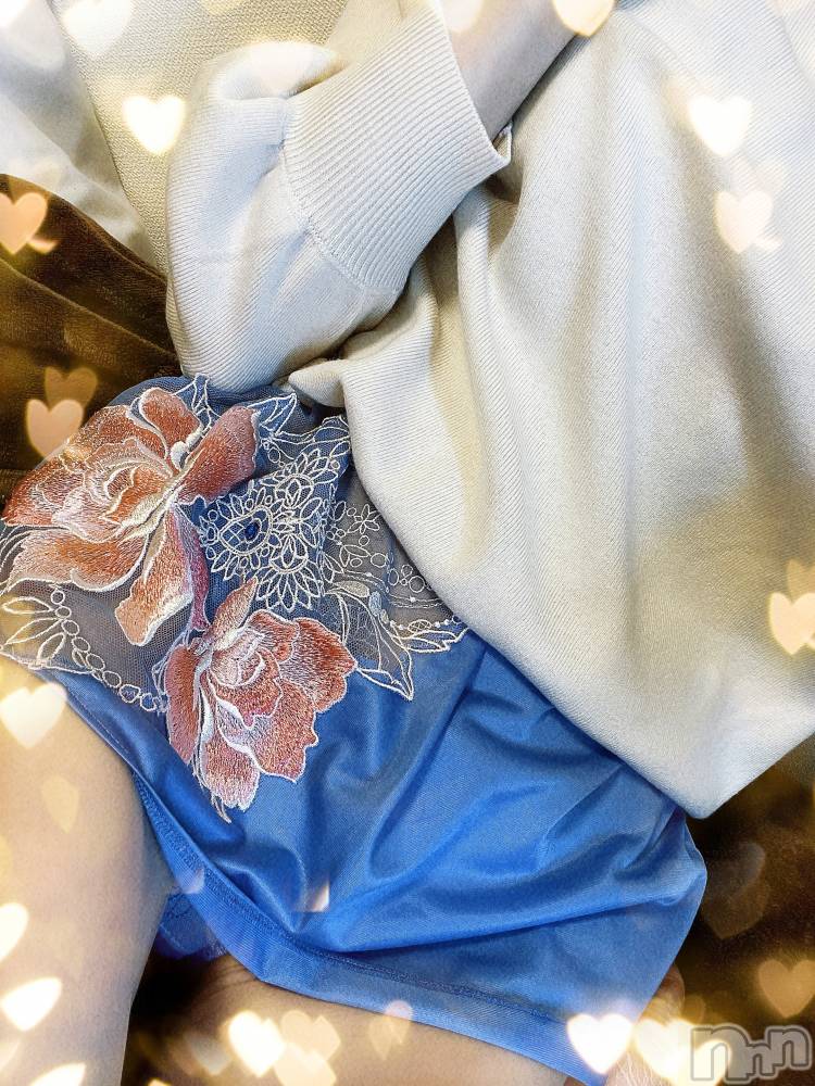 長野人妻デリヘル閨(ネヤ) ななこ(53)の6月29日写メブログ「出勤中です(*´˘`*)♡」