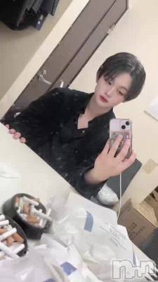 �Τ��