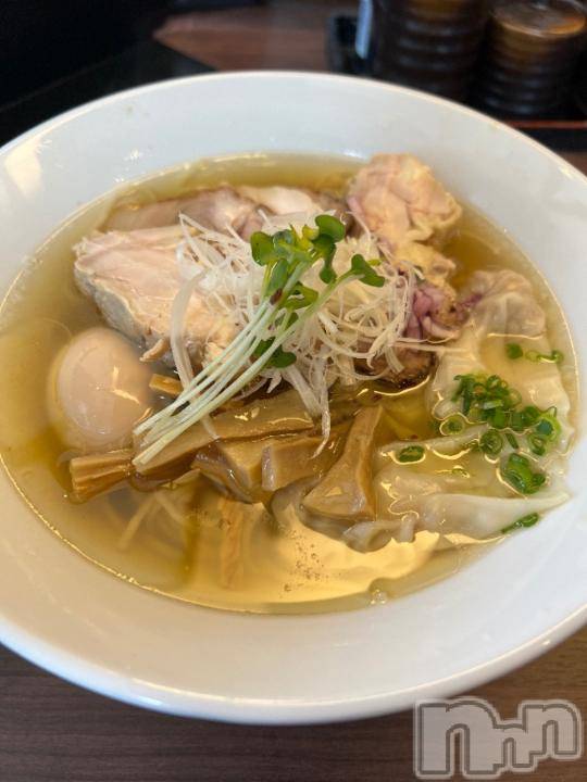 長岡人妻デリヘルBIANCA～主人の知らない私～長岡店(ビアンカナガオカテン) 咲真　せんり(27)の10月10日写メブログ「わたしが探し求めていたラーメン屋さんはここだったのか！」