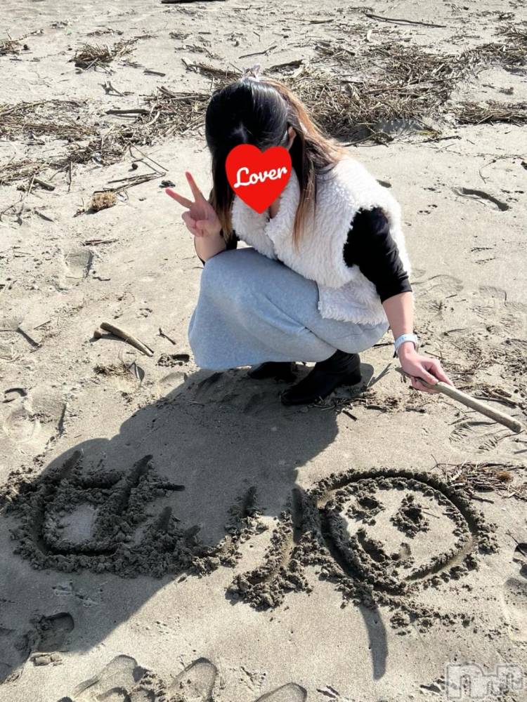 長岡人妻デリヘルBIANCA～主人の知らない私～長岡店(ビアンカナガオカテン) 咲真　せんり(27)の11月8日写メブログ「いい波のってんねー」
