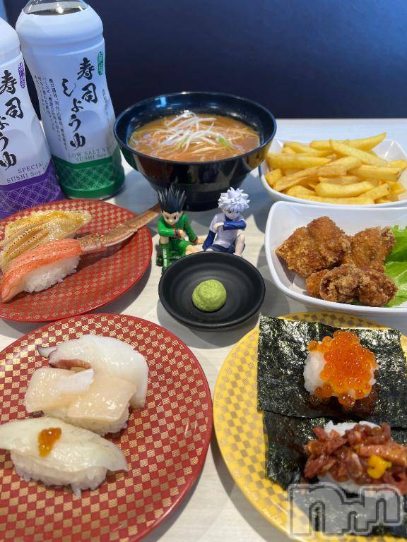 長岡デリヘルBIANCA～主人の知らない私～長岡店(ビアンカナガオカテン) 咲真　せんり(27)の10月12日写メブログ「ヲタ活のあとはスシ食いねェ！」