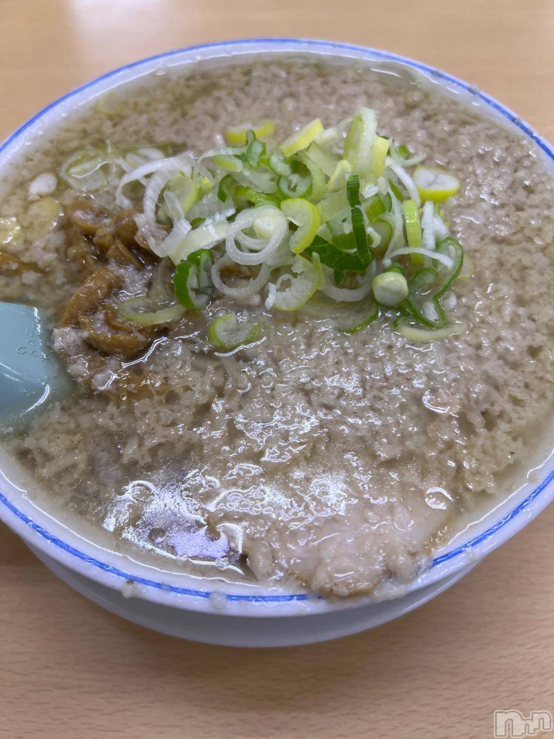 長岡デリヘルBIANCA～主人の知らない私～長岡店(ビアンカナガオカテン)咲真　せんり(27)の2024年12月4日写メブログ「背脂給油OK」