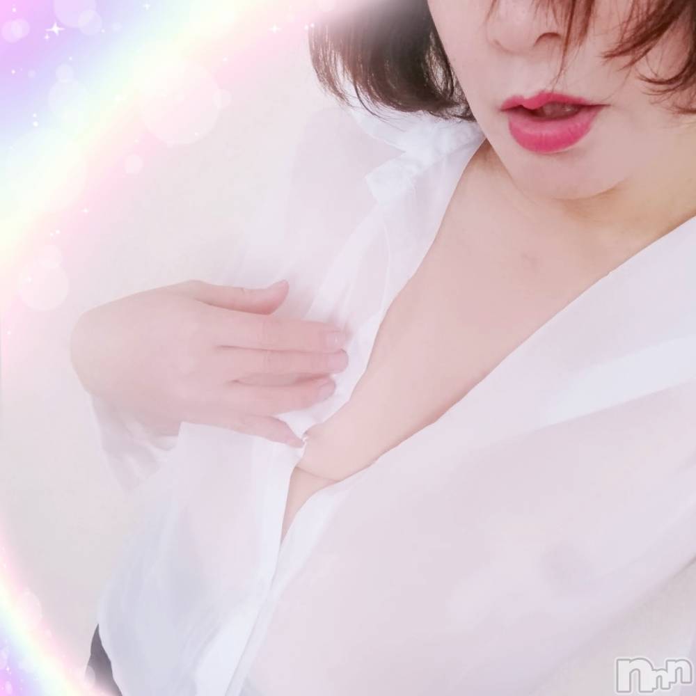 新潟デリヘル五十路マダム新潟店(カサブランカグループ)(イソジマダムニイガタテン) 相原くみこ(55)の5月9日写メブログ「充電…」