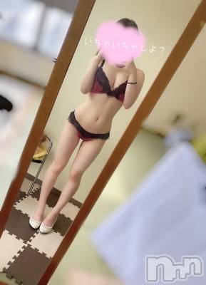みき(23) 身長158cm、スリーサイズB90(E).W56.H86。三条デリヘル 寿限夢(じゅげむ)本店(ジュゲムホンテン)在籍。