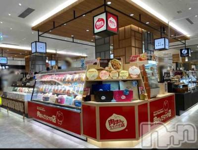 新潟デリヘル 奥様特急 新潟店(オクサマトッキュウニイガタテン) ゆゆか(30)の11月19日写メブログ「何マンが好き？❤️」