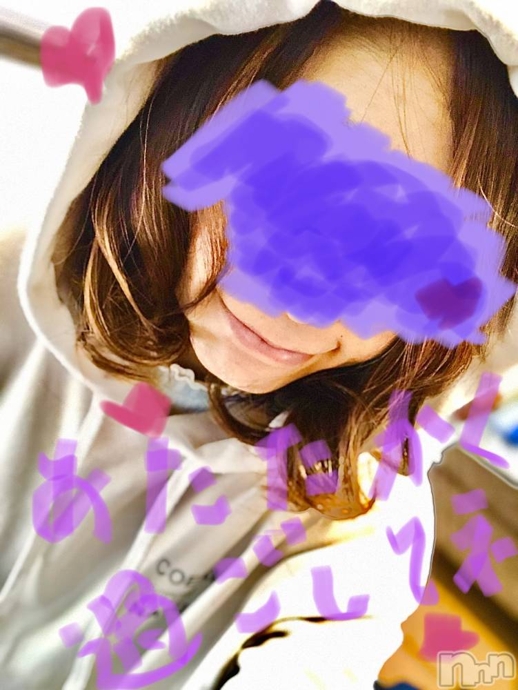 長岡デリヘル長岡人妻市(ナガオカヒトヅマイチ) ななみ★色褪せない『素人感』。(35)の1月2日写メブログ「一緒にどう？」