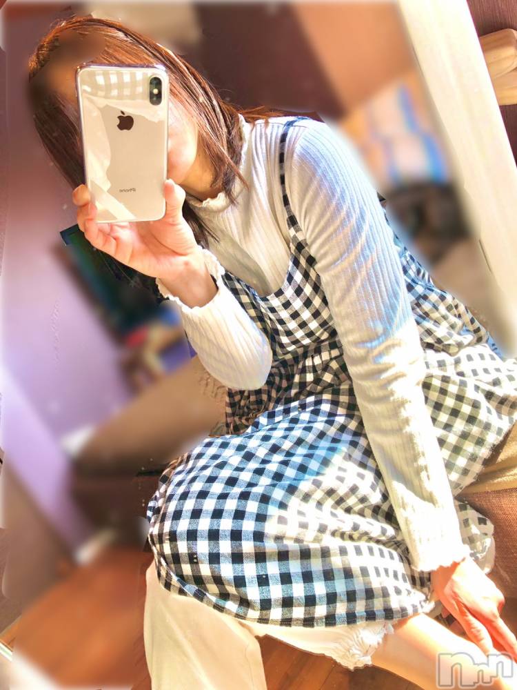 長岡デリヘル長岡人妻市(ナガオカヒトヅマイチ) ななみ★色褪せない『素人感』。(35)の3月6日写メブログ「色々なグミ」