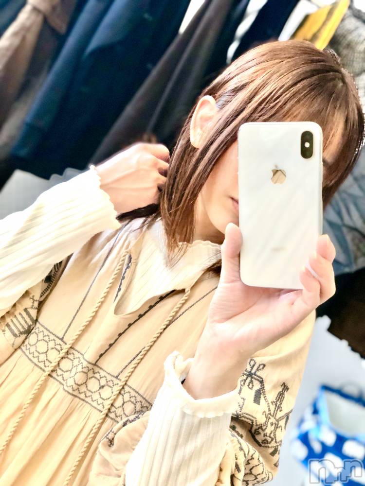 長岡デリヘル長岡人妻市(ナガオカヒトヅマイチ) ななみ★色褪せない『素人感』。(35)の3月11日写メブログ「手を繋いで」