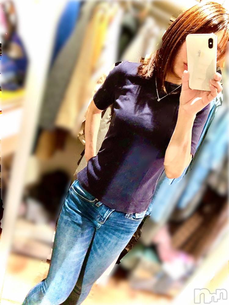 長岡デリヘル長岡人妻市(ナガオカヒトヅマイチ) ななみ★色褪せない『素人感』。(35)の4月5日写メブログ「気まずいよね／／」