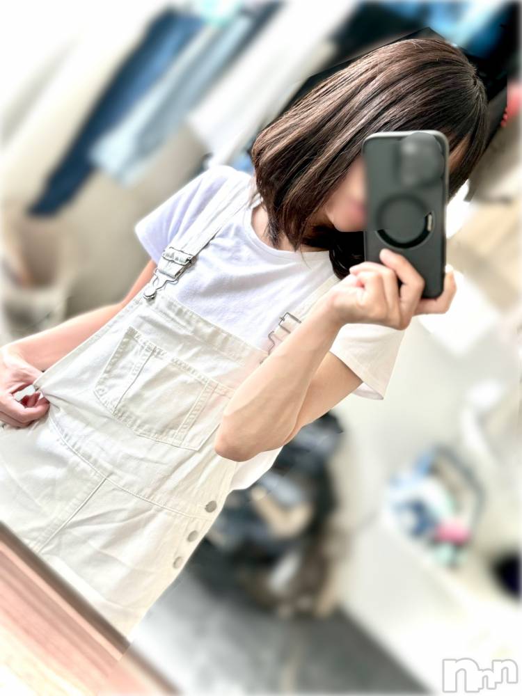 長岡デリヘル長岡人妻市(ナガオカヒトヅマイチ) ななみ★これぞ『素人妻』代表！(35)の6月15日写メブログ「そんな時期ですね🌿」