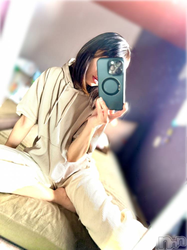 長岡デリヘル長岡人妻市(ナガオカヒトヅマイチ) ななみ★色褪せない『素人感』。(35)の6月22日写メブログ「不審者になるかな？」