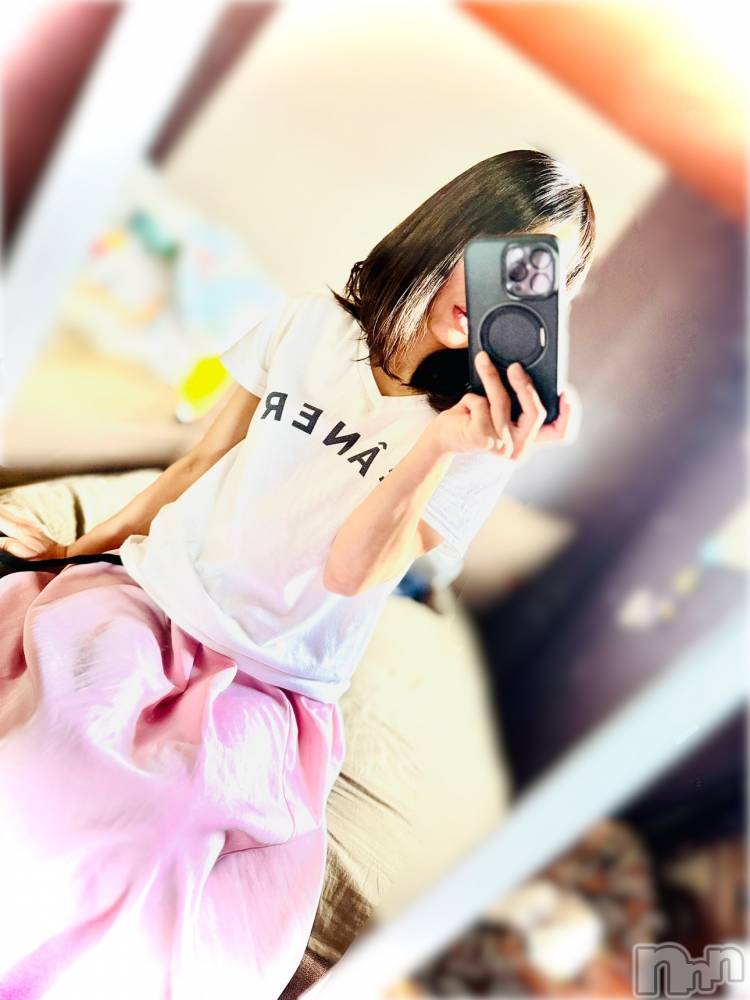 長岡デリヘル長岡人妻市(ナガオカヒトヅマイチ) ななみ★色褪せない『素人感』。(35)の7月1日写メブログ「７月に入りましたね🎋」