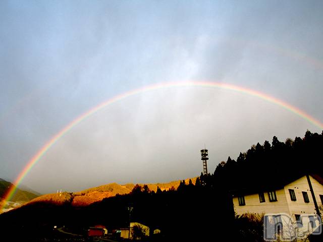 長岡デリヘル長岡人妻市(ナガオカヒトヅマイチ) ななみ★色褪せない『素人感』。(35)の7月26日写メブログ「ジメジメ蒸し暑い🫠」