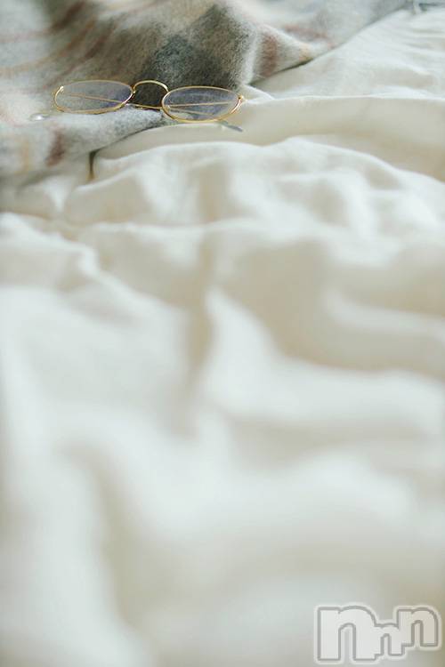 長岡デリヘル長岡人妻市(ナガオカヒトヅマイチ) ななみ★色褪せない『素人感』。(35)の9月10日写メブログ「人肌恋しい」