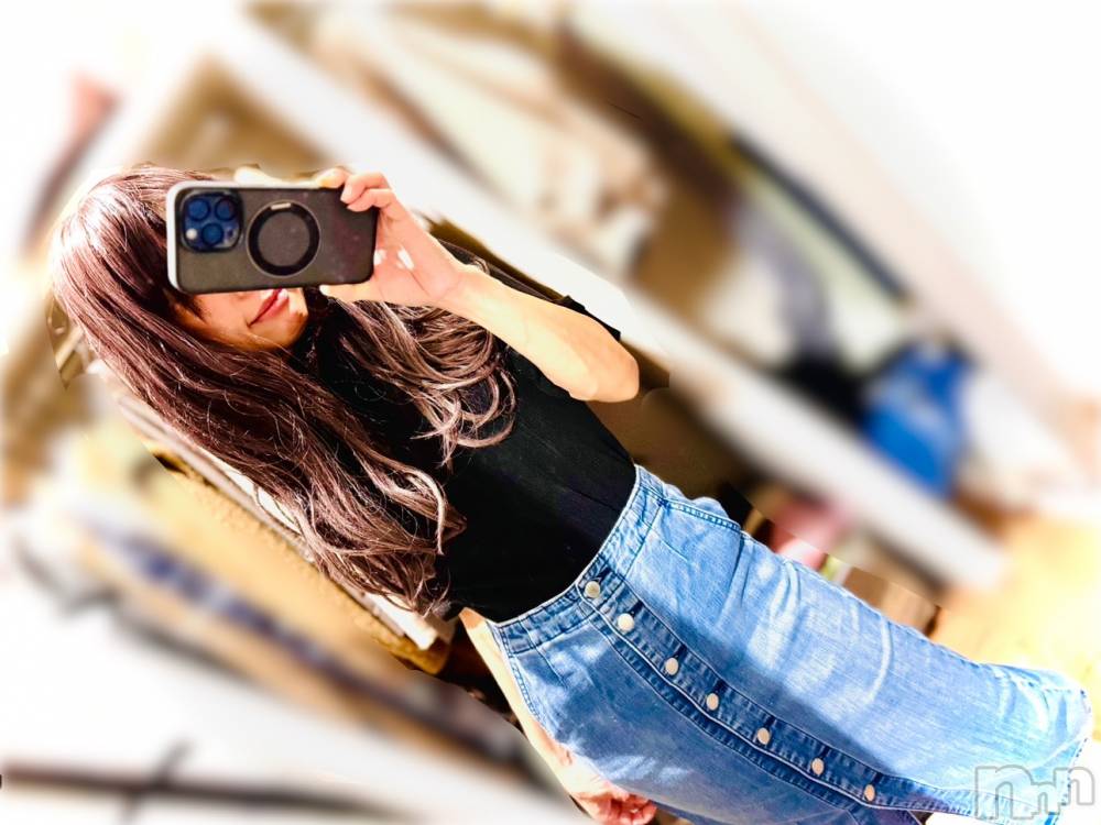 長岡デリヘル長岡人妻市(ナガオカヒトヅマイチ) ななみ★これぞ『素人妻』代表！(35)の10月1日写メブログ「ビートルジュース・ビートルジュース🎶」