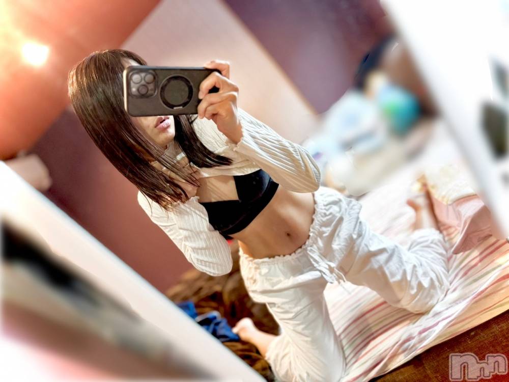 長岡デリヘル長岡人妻市(ナガオカヒトヅマイチ) ななみ★色褪せない『素人感』。(35)の1月18日写メブログ「BLITZ」