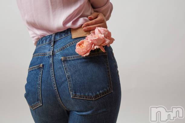 長岡デリヘル長岡人妻市(ナガオカヒトヅマイチ) ななみ★色褪せない『素人感』。(35)の4月10日写メブログ「先って…」