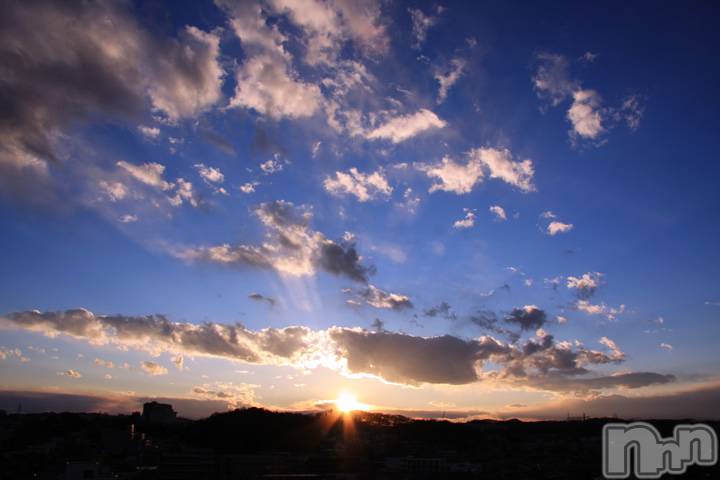 長岡デリヘル長岡人妻市(ナガオカヒトヅマイチ) ななみ★色褪せない『素人感』。(35)の5月26日写メブログ「長らく」