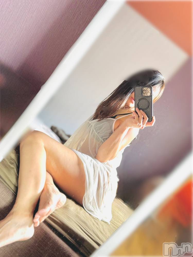 長岡デリヘル長岡人妻市(ナガオカヒトヅマイチ) ななみ★色褪せない『素人感』。(35)の5月30日写メブログ「されるがまま」