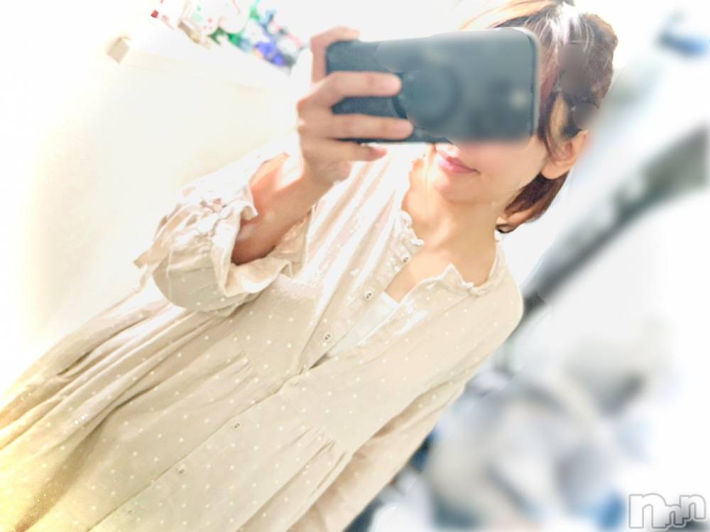 長岡人妻デリヘル長岡人妻市(ナガオカヒトヅマイチ) ななみ★これぞ『素人妻』代表！(35)の9月27日写メブログ「恋しい夜」