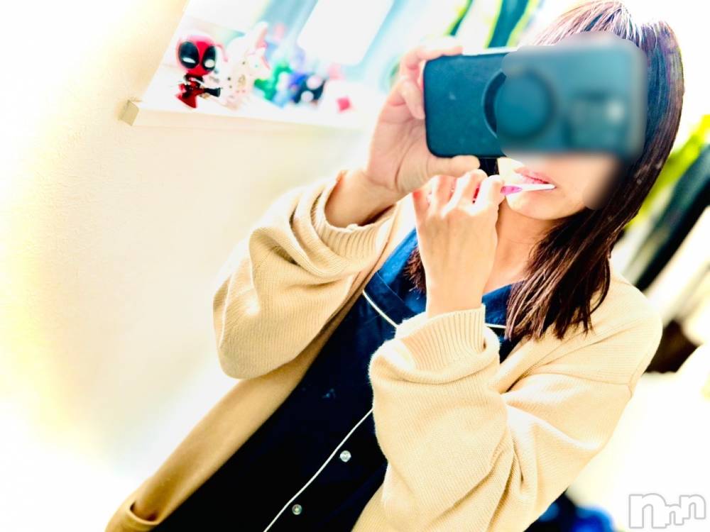 長岡デリヘル長岡人妻市(ナガオカヒトヅマイチ) ななみ★これぞ『素人妻』代表！(35)の10月2日写メブログ「行かないといけないのは分かってはいるものの」